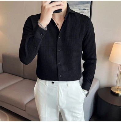 Fashion2wear Men Self Design Casual Black Shirt