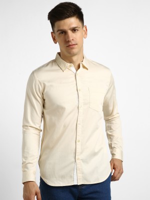 Urbano Fashion Men Solid Casual Yellow Shirt