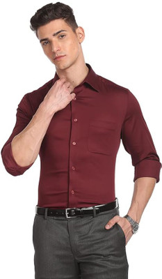 Wristy Men Solid Casual Maroon Shirt