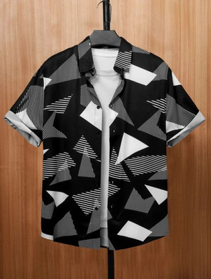 TatvamZone Men Printed Casual Black Shirt
