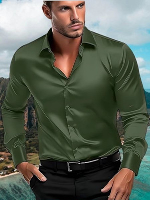 Mahek Fashion Men Solid Casual Green Shirt