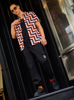 The Indian Garage Co. Men Printed Casual Black Shirt