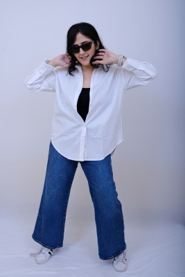 Libby's Women Solid Casual White Shirt