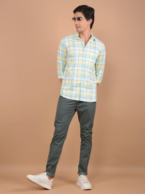 CRIMSOUNE CLUB Men Checkered Casual Yellow, White Shirt