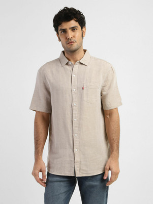 LEVI'S Men Solid Casual Beige Shirt