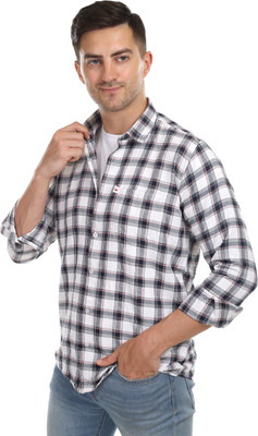 Trending Ayansh Men Solid Casual Purple Shirt