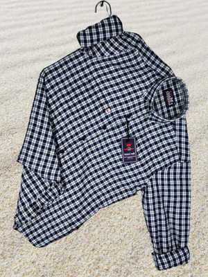 Arthz Fab Trend Men Checkered Casual Black, White Shirt