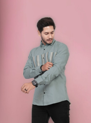 U AND J TREND Men Solid Casual Light Green Shirt
