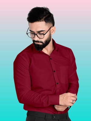 Shlvna Fashion Men Solid Formal Maroon Shirt