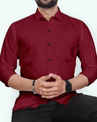CLOSWIF CREATIONS Men Solid Casual Maroon Shirt