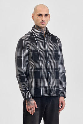 Snitch Men Striped Casual Black Shirt