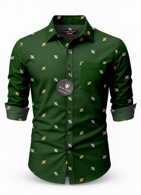 SHREE VASTRAHOUSE Men Graphic Print Casual Green Shirt