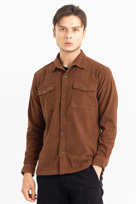 Snitch Men Solid Casual Brown Shirt