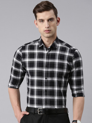 5TH ANFOLD Men Checkered Formal Black Shirt