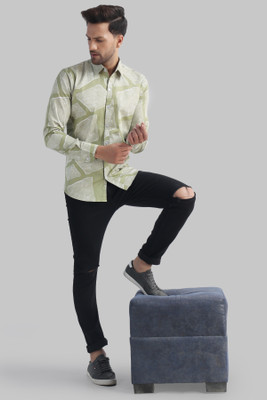 Voroxy Men Printed Casual Light Green Shirt