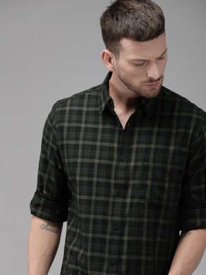 Roadster Men Checkered Casual Dark Green Shirt