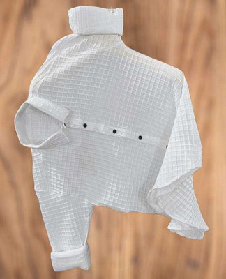 Vrunda tavi Men Solid Casual White Shirt