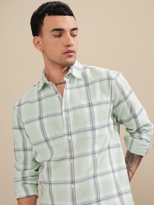 HIGHLANDER Men Checkered Casual Light Green Shirt