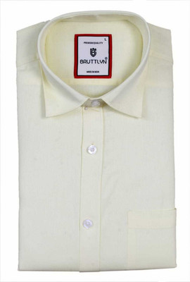 Bruttlyn Men Solid Casual Cream Shirt