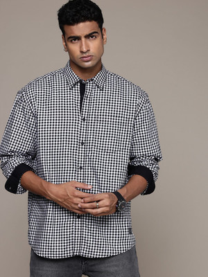 Roadster Men Checkered Casual Black Shirt