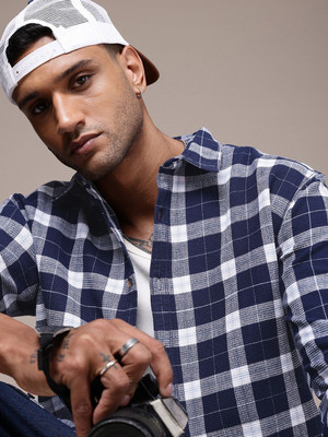 Roadster Men Checkered Casual Dark Blue Shirt