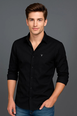Vooz Men Solid Casual Black Shirt