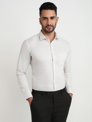 PARK AVENUE Men Solid Formal Beige Shirt