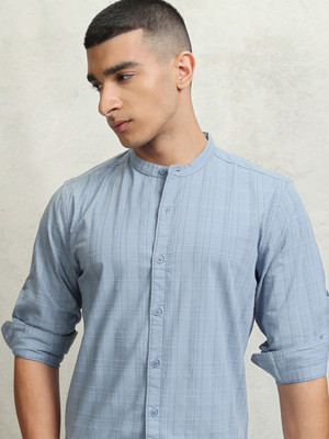 HIGHLANDER Men Checkered Casual Blue Shirt