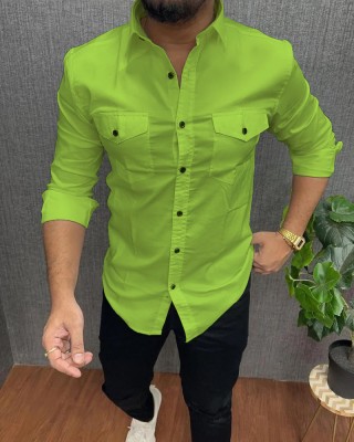 Qlonz Store Men Solid Casual Light Green Shirt