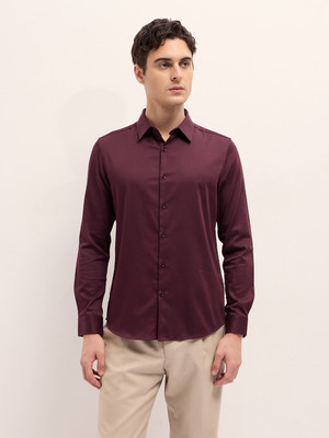 THE BEAR HOUSE Men Solid Casual Maroon Shirt