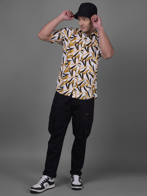 CRIMSOUNE CLUB Men Printed Casual Black, White, Yellow Shirt