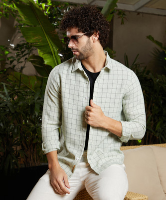 CAMPUS SUTRA Men Solid Casual White Shirt