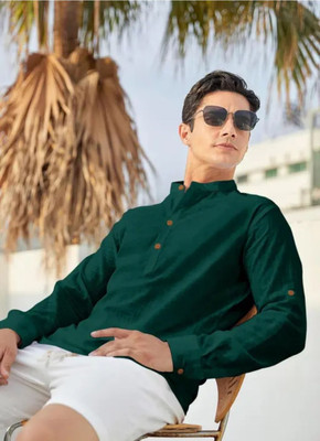 Radiance Creations Men Solid Casual Dark Green Shirt