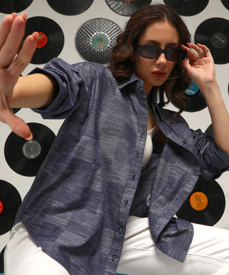 CAMPUS SUTRA Women Solid Casual Blue Shirt