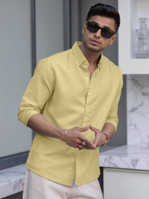 Yanthi Trend Men Solid Casual Yellow Shirt