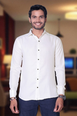 Aarvi trends Men Solid Casual White Shirt