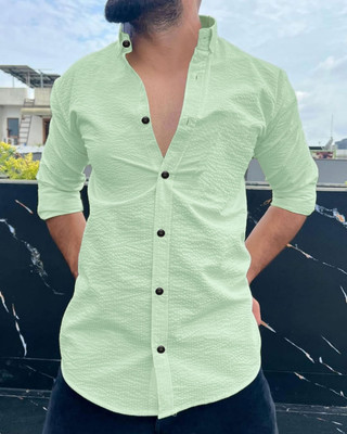 Jayantah Men Solid Casual Light Green Shirt