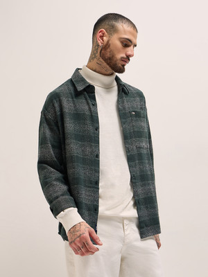 THE BEAR HOUSE Men Checkered Casual Green Shirt