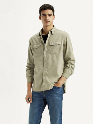 LEVI'S Men Solid Casual Beige Shirt