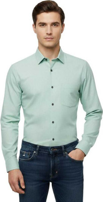 JAKSWEARTHE MOMENT Men Solid Casual Light Green Shirt