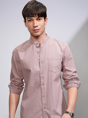 HIGHLANDER Men Checkered Casual Pink Shirt