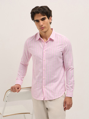 THE BEAR HOUSE Men Striped Casual Pink Shirt