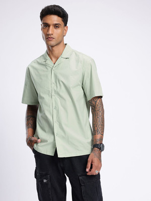 Glitchez Men Solid Casual Green Shirt