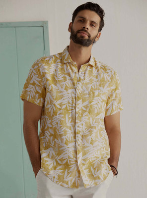 Moda Rapido Men Printed Casual Yellow Shirt