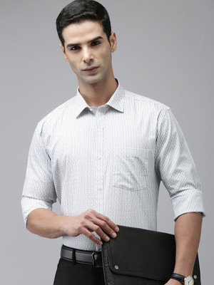 PARK AVENUE Men Striped Formal Grey Shirt
