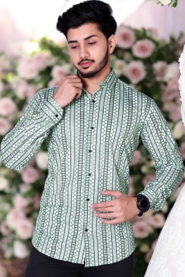 gurukrupa creation Men Printed Casual Green Shirt