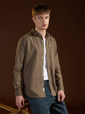 THE BEAR HOUSE Men Solid Casual Brown Shirt