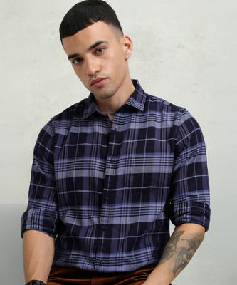 HIGHLANDER Men Checkered Casual Dark Blue Shirt