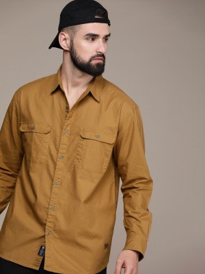 Roadster Men Solid Casual Yellow Shirt