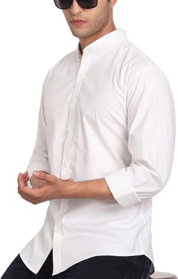 Vida Loca Men Solid Casual White Shirt